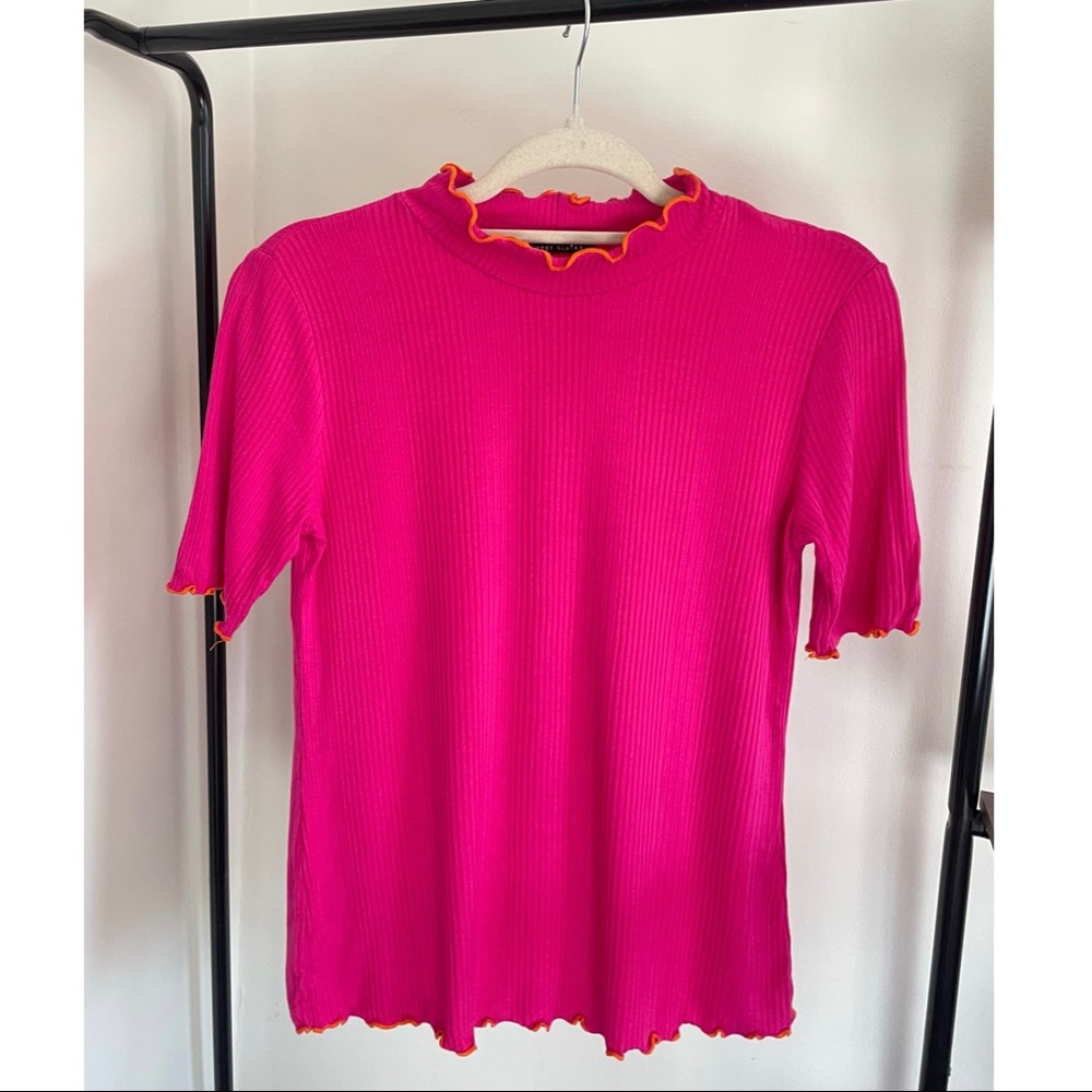 S Sweet Claire Hot Pink Mock Neck Ribbed Tee